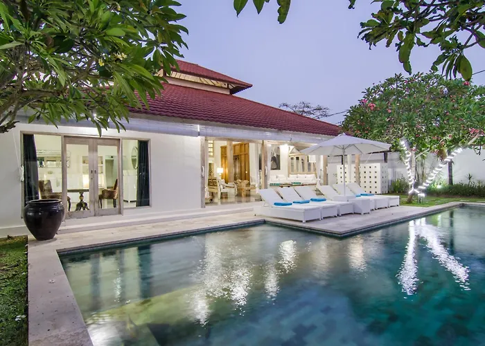 Luxurious&Spacious 4Br Villa In Seminyak