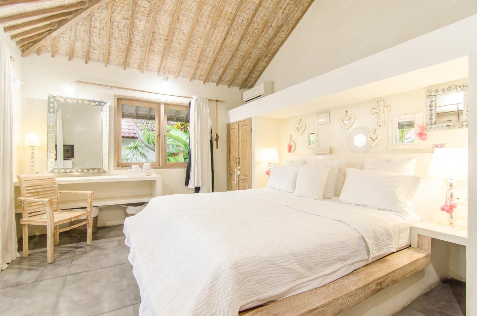 Luxurious&spacious 4br In Seminyak (Bali)