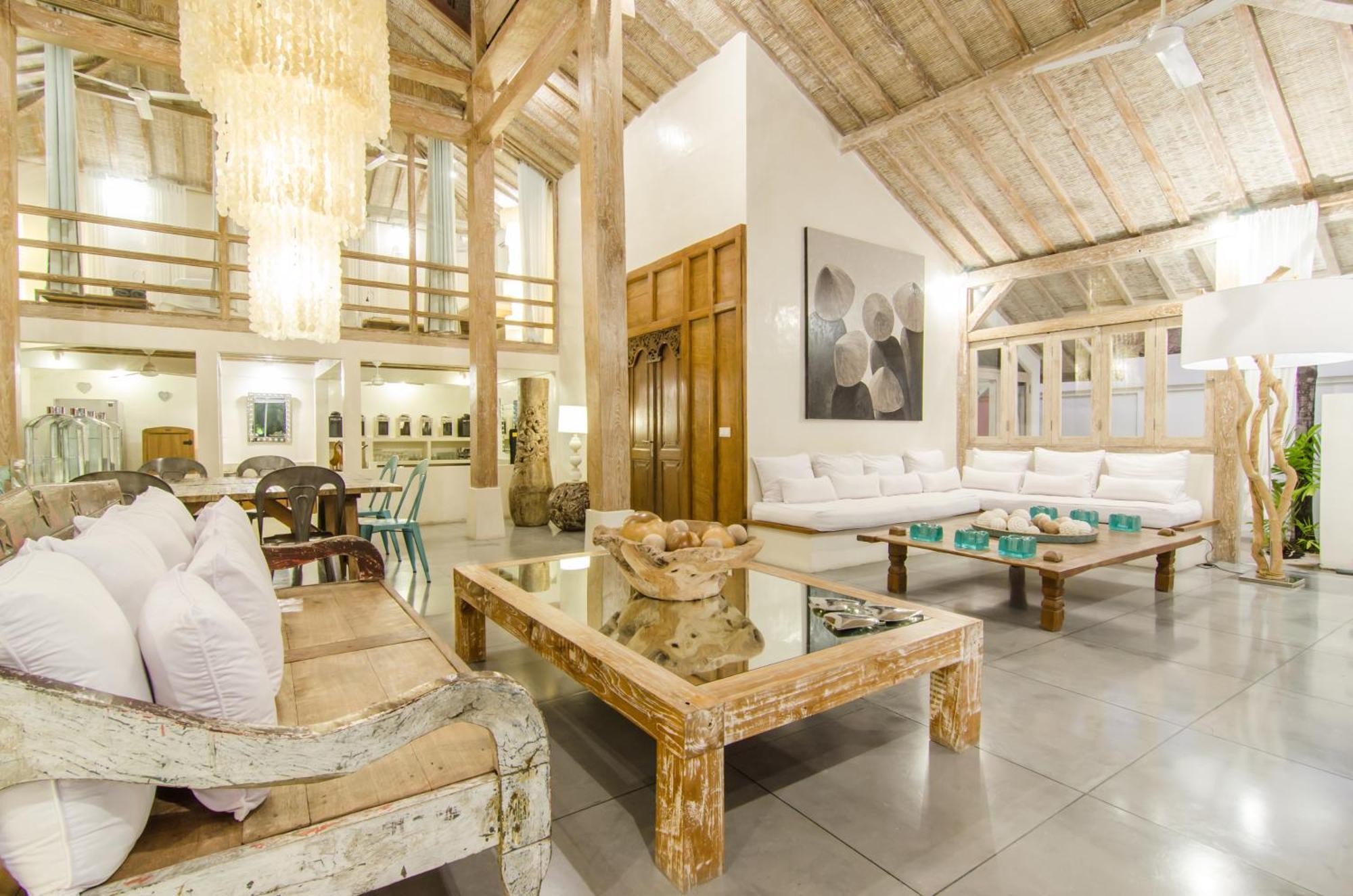 Luxurious&spacious 4br In * Seminyak (Bali)